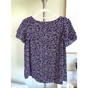 Selling women’s blouse: lightly worn